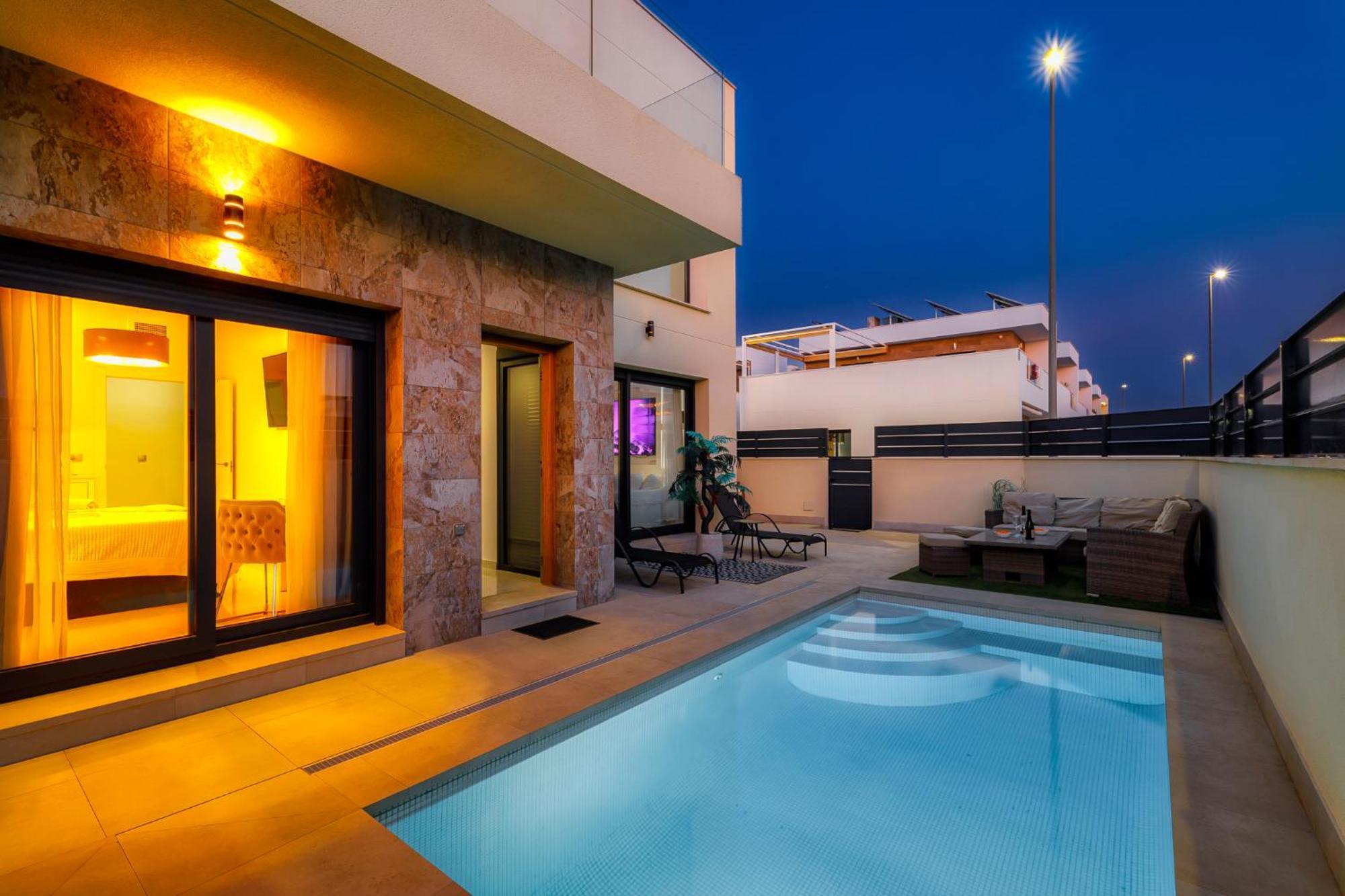Villa White Diamond - Piscine - Plage 10 Minutes Daya Vieja Extérieur photo